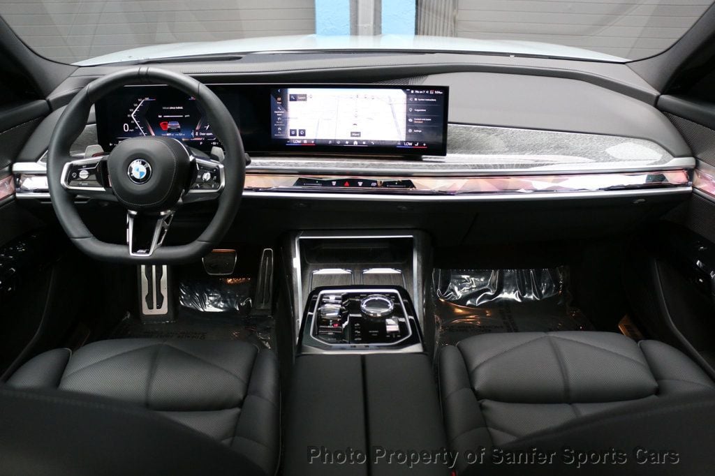 2024 BMW 7 Series M Sport - 22469645 - 24