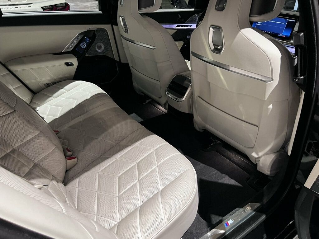 2024 BMW 7 Series MSportPkgPro/DriveAssistProfPkg/PremiumPkg2/Bowers&Wilkins - 23080618 - 17