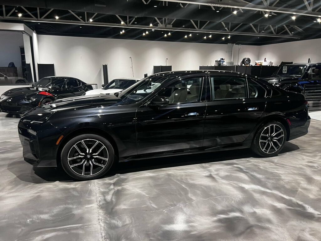 2024 BMW 7 Series MSportPkgPro/DriveAssistProfPkg/PremiumPkg2/Bowers&Wilkins - 23080618 - 1