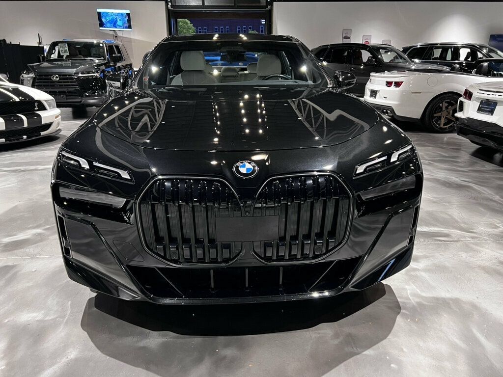 2024 BMW 7 Series MSportPkgPro/DriveAssistProfPkg/PremiumPkg2/Bowers&Wilkins - 23080618 - 7