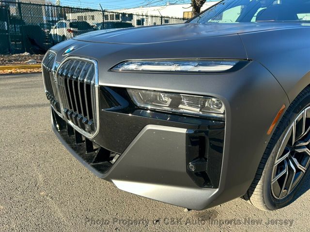 2024 BMW 7 Series REAR EXECUTIVE LOUNGE,BOWERS&WILKINS,EXECUTIVE PKG,147,795 MSRP - 22953041 - 19