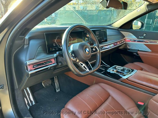 2024 BMW 7 Series REAR EXECUTIVE LOUNGE,BOWERS&WILKINS,EXECUTIVE PKG,147,795 MSRP - 22953041 - 25