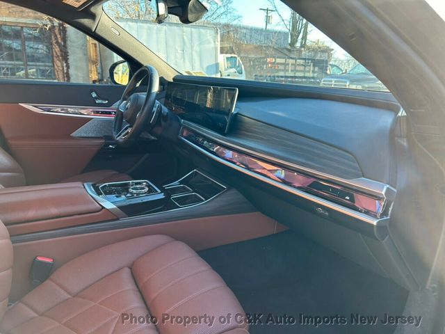 2024 BMW 7 Series REAR EXECUTIVE LOUNGE,BOWERS&WILKINS,EXECUTIVE PKG,147,795 MSRP - 22953041 - 30