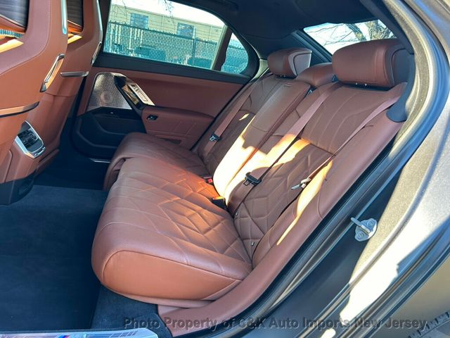 2024 BMW 7 Series REAR EXECUTIVE LOUNGE,BOWERS&WILKINS,EXECUTIVE PKG,147,795 MSRP - 22953041 - 34