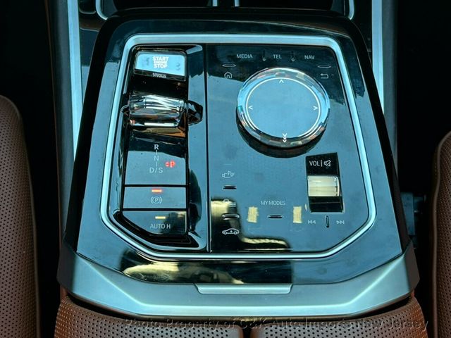 2024 BMW 7 Series REAR EXECUTIVE LOUNGE,BOWERS&WILKINS,EXECUTIVE PKG,147,795 MSRP - 22953041 - 48