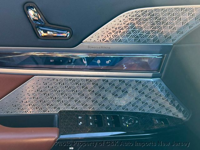 2024 BMW 7 Series REAR EXECUTIVE LOUNGE,BOWERS&WILKINS,EXECUTIVE PKG,147,795 MSRP - 22953041 - 63