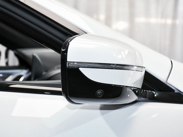 2024 BMW 8 Series 840i - 22944316 - 90