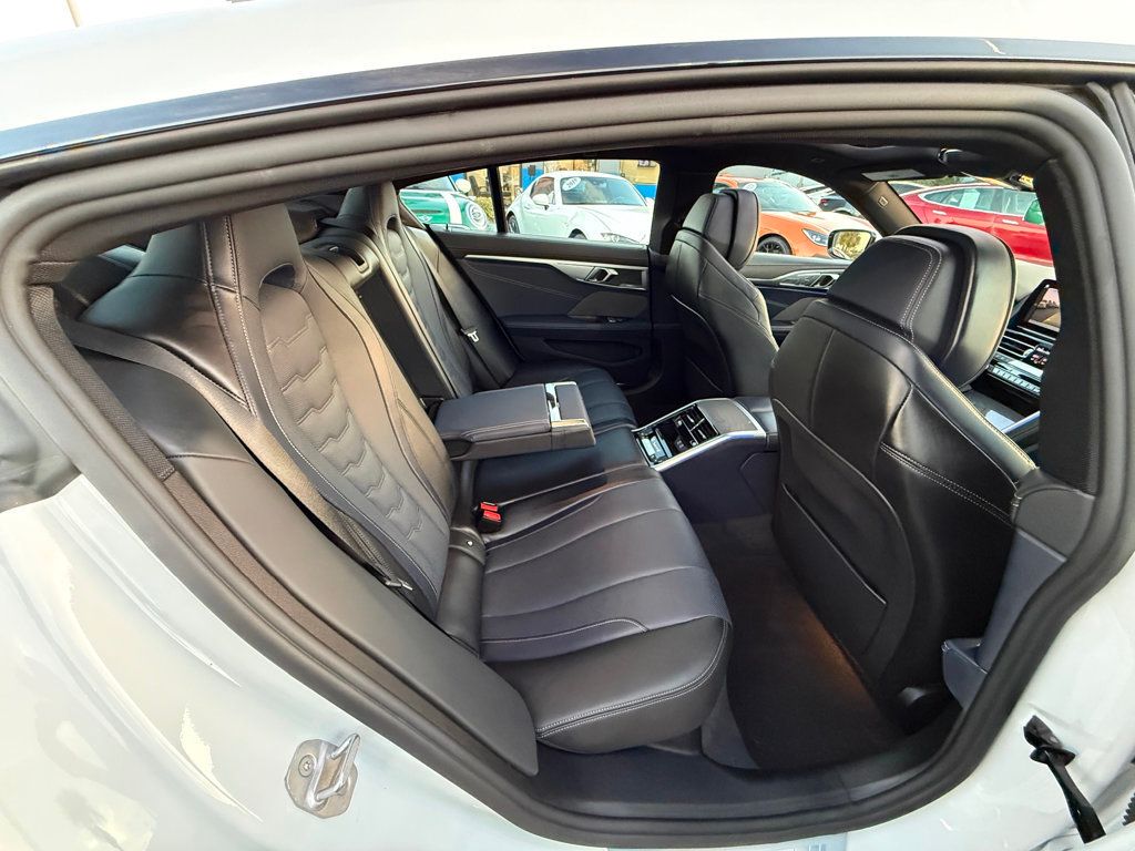 2024 BMW 8 Series 840i xDrive Gran - 22960418 - 33