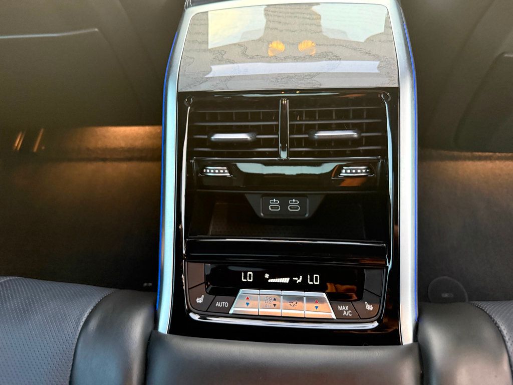 2024 BMW 8 Series 840i xDrive Gran - 22960418 - 34