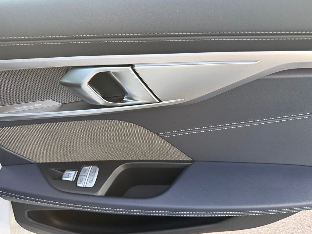 2024 BMW 8 Series 840i xDrive Gran - 22960418 - 35