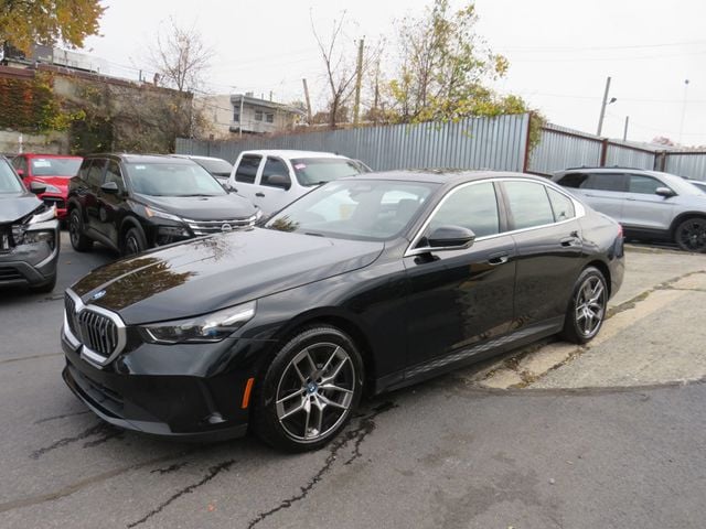 2024 BMW i5 eDrive40 (Clear Title) - 22946002 - 0