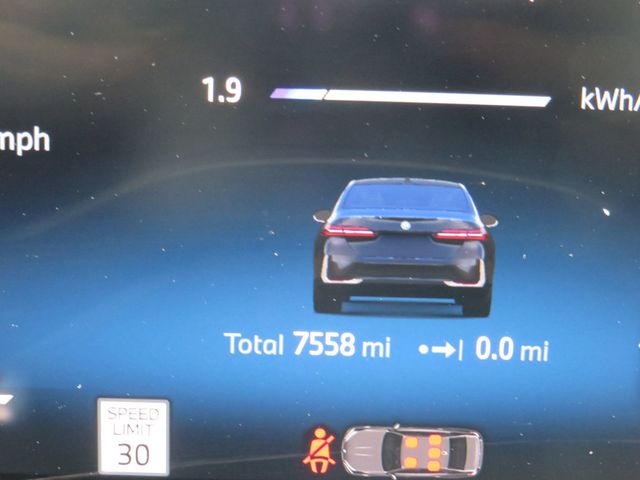 2024 BMW i5 eDrive40 (Clear Title) - 22946002 - 9