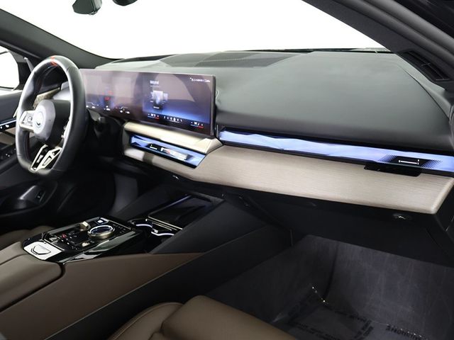 2024 BMW i5 M60 - 22953645 - 32