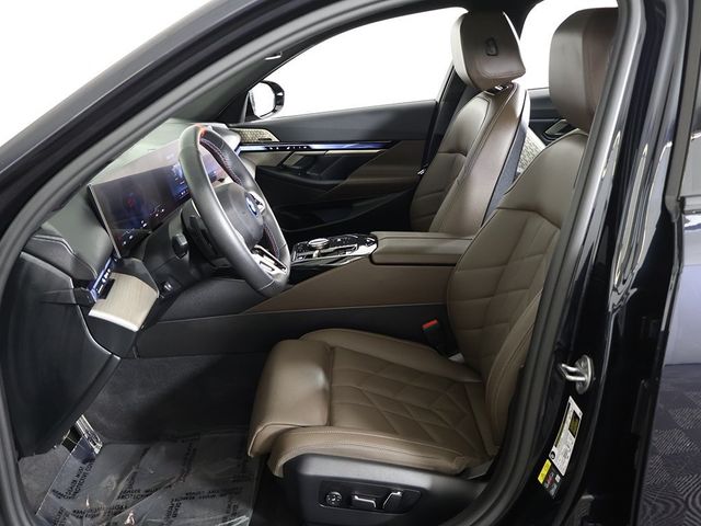 2024 BMW i5 M60 - 22953645 - 35