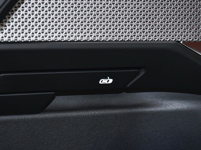 2024 BMW i7 eDrive50 - 22925344 - 19