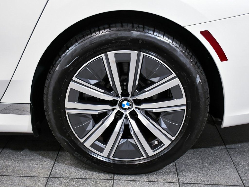 2024 Bmw i7 eDrive50 photo 8