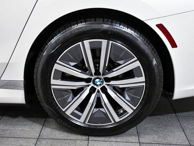 2024 BMW i7 eDrive50 - 22925344 - 7