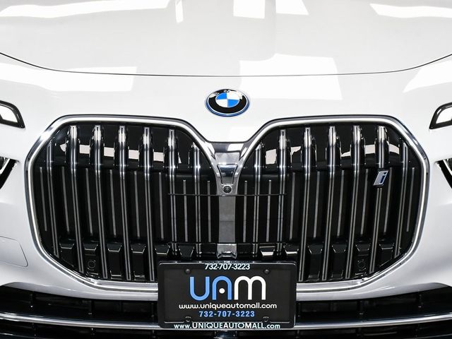 2024 BMW i7 eDrive50 - 22925344 - 95