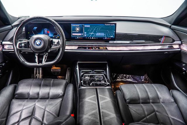 2024 BMW i7