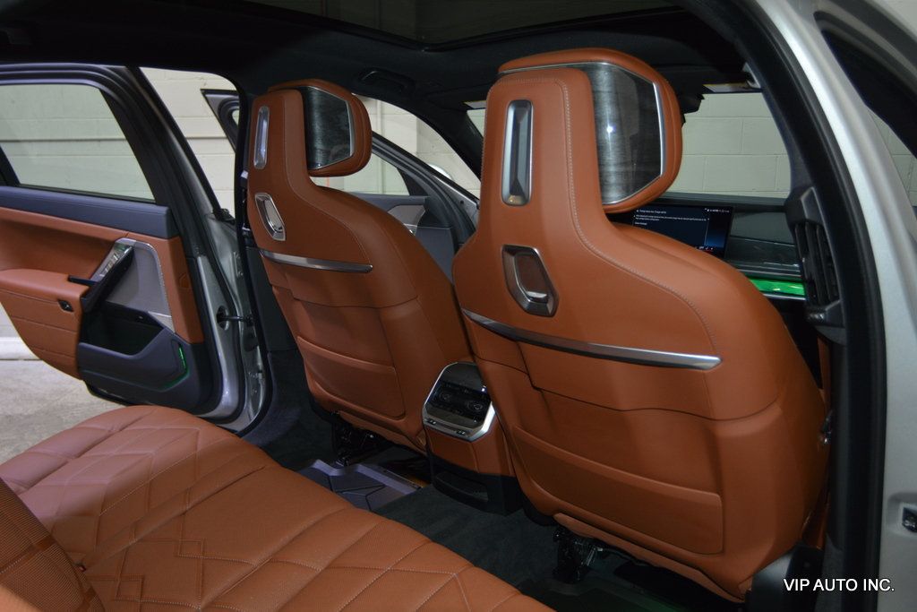 2024 BMW i7 eDrive50 - 22961898 - 18