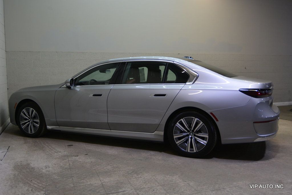 2024 BMW i7 eDrive50 - 22961898 - 30