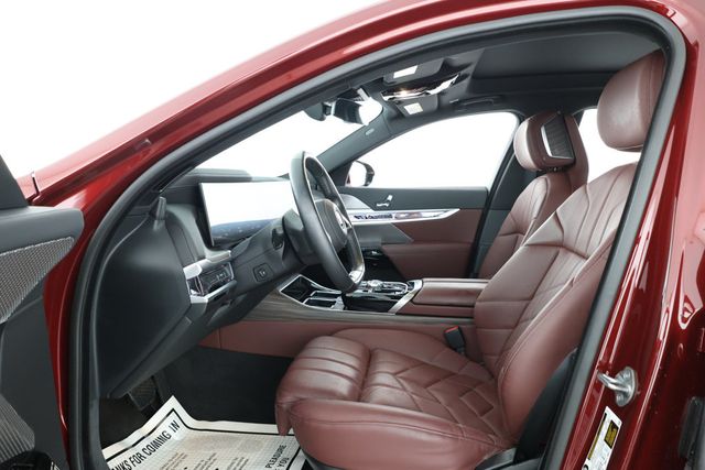 2024 BMW i7 eDrive50 Sedan (516 hp) - 22854570 - 10