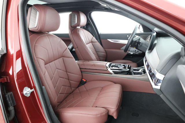 2024 BMW i7 eDrive50 Sedan (516 hp) - 22854570 - 26