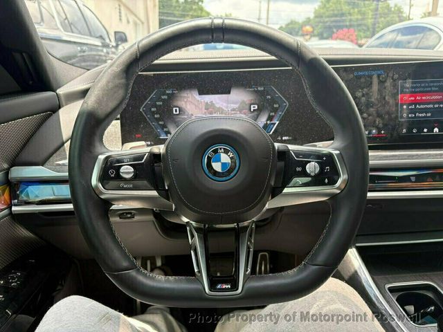 2024 BMW i7 M70 - 23053030 - 12