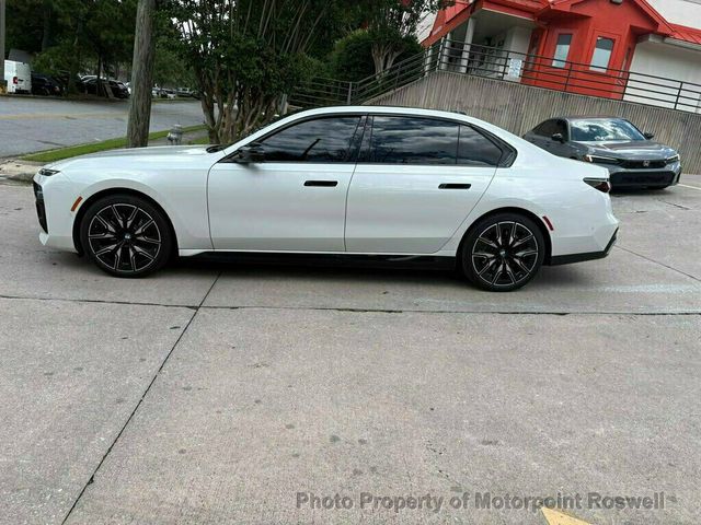 2024 BMW i7 M70 - 23053030 - 3