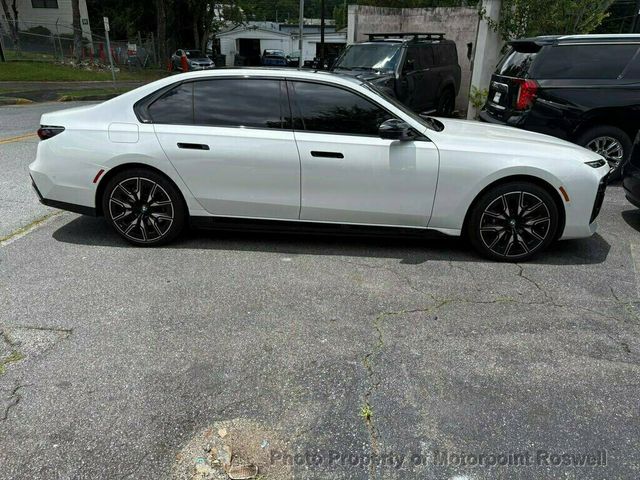 2024 BMW i7 M70 - 23053030 - 4