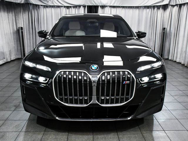 2024 BMW i7 M70 - 23025188 - 1