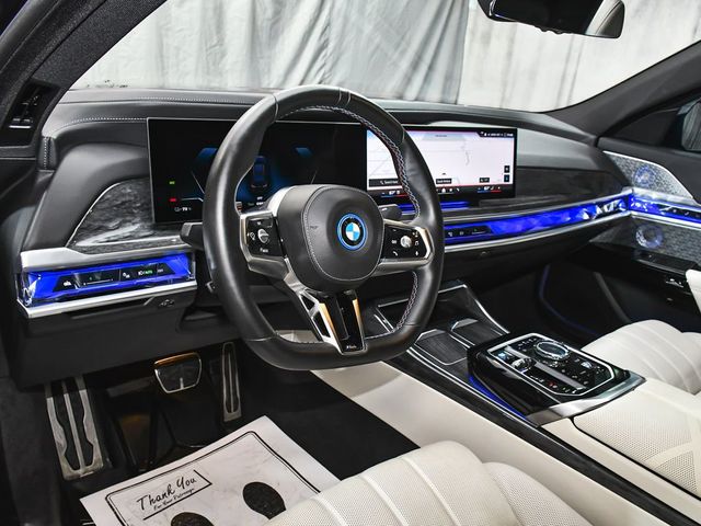 2024 BMW i7 M70 - 23025188 - 27