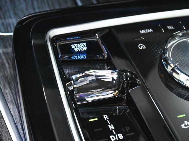 2024 BMW i7 M70 - 23025188 - 38