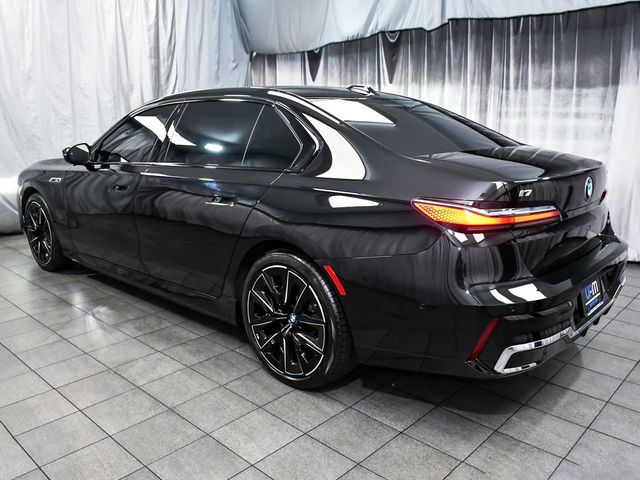 2024 BMW i7 M70 - 23025188 - 3