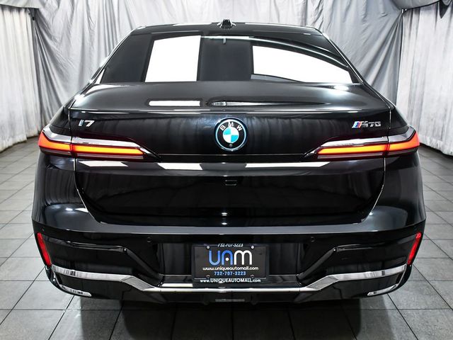 2024 BMW i7 M70 - 23025188 - 4