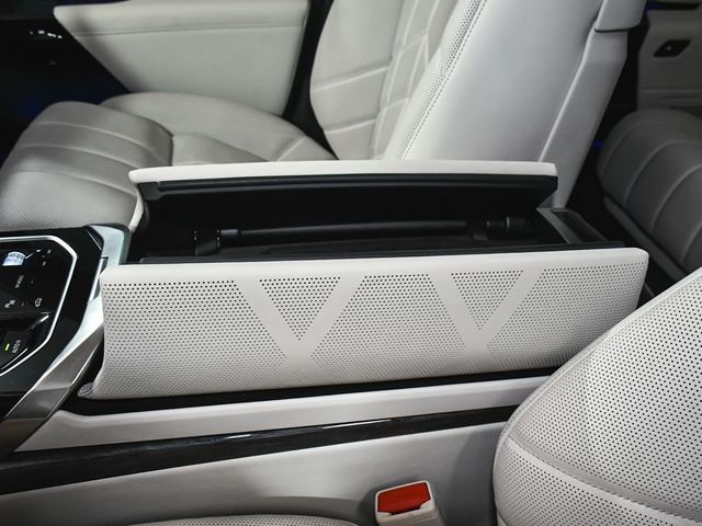 2024 BMW i7 M70 - 23025188 - 51