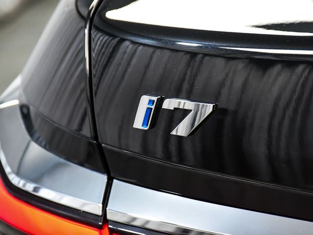 2024 BMW i7 M70 - 23025188 - 97