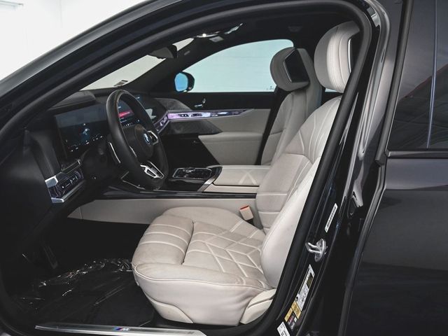 2024 BMW i7 M70 - 22944502 - 29