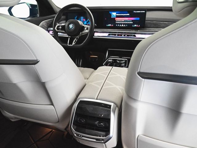 2024 BMW i7 M70 - 22944502 - 34