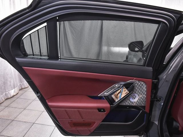 2024 BMW i7 xDrive60 - 22867319 - 15