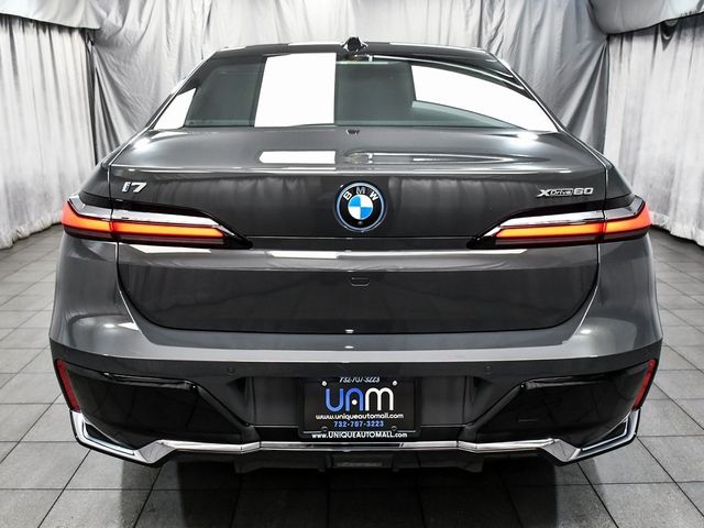 2024 BMW i7 xDrive60 - 22867319 - 4