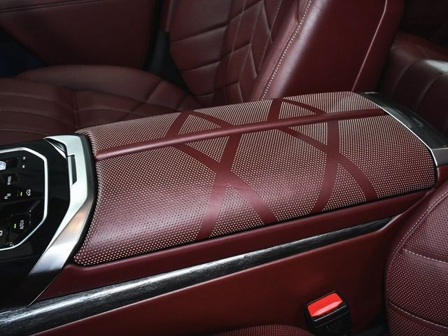 2024 BMW i7 xDrive60 - 22867319 - 73