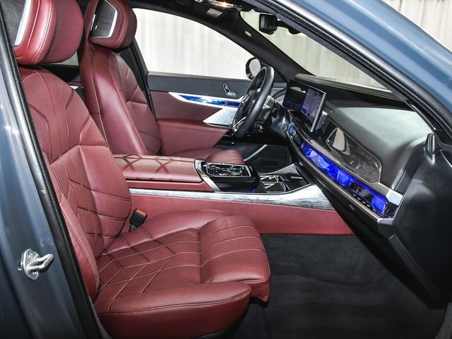 2024 BMW i7 xDrive60 - 22867319 - 88