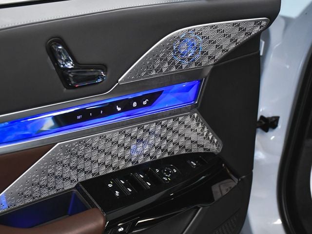 2024 BMW i7 xDrive60 - 22989720 - 9