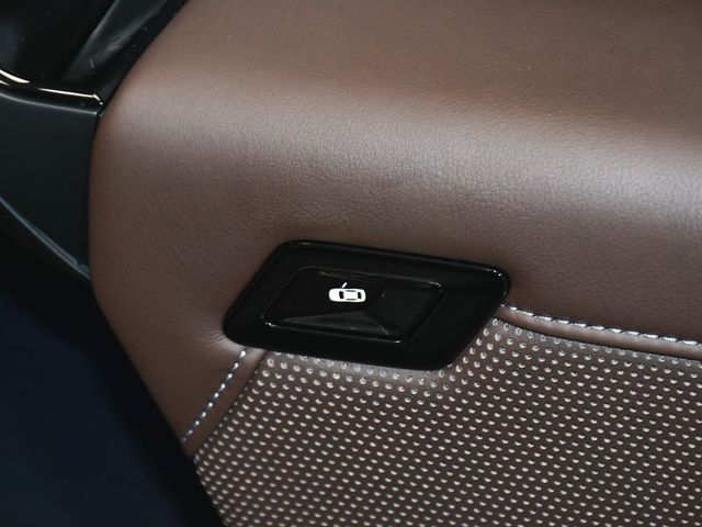 2024 BMW i7 xDrive60 - 22989720 - 18