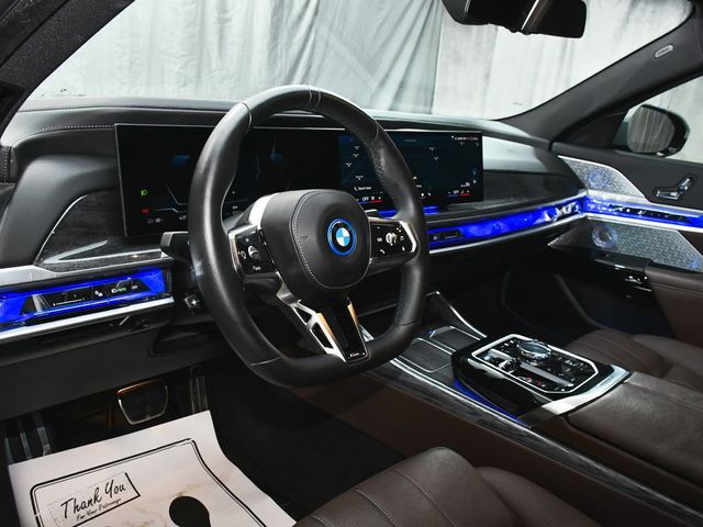 2024 BMW i7 xDrive60 - 22989720 - 27