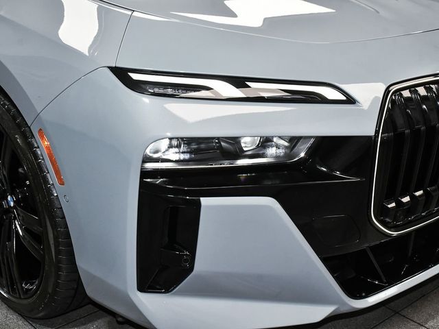 2024 BMW i7 xDrive60 - 22989720 - 76