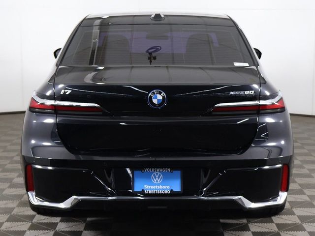 2024 BMW i7 xDrive60 - 23078185 - 15