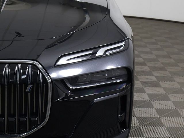 2024 BMW i7 xDrive60 - 23078185 - 17