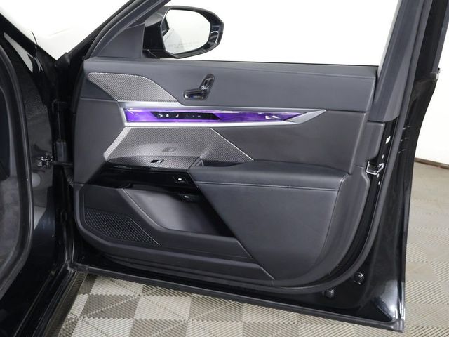 2024 BMW i7 xDrive60 - 23078185 - 28